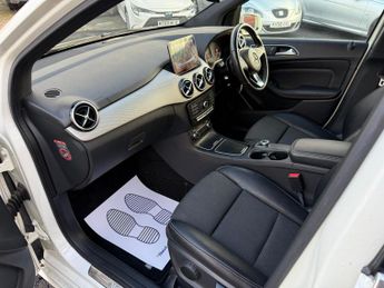 Mercedes-Benz B Class 1.6 B180 BlueEfficiency Sport MPV 5dr Petrol 7G-DCT Euro 5 (s/s)