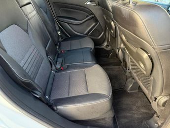 Mercedes-Benz B Class 1.6 B180 BlueEfficiency Sport MPV 5dr Petrol 7G-DCT Euro 5 (s/s)