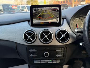Mercedes-Benz B Class 1.6 B180 BlueEfficiency Sport MPV 5dr Petrol 7G-DCT Euro 5 (s/s)