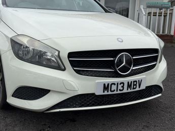 Mercedes-Benz A 200 Mercedes-Benz A Class 1.6 A200 BlueEfficiency Sport 7G-DCT Euro 