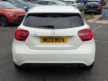 Mercedes-Benz A 200 Mercedes-Benz A Class 1.6 A200 BlueEfficiency Sport 7G-DCT Euro 