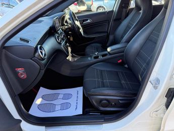 Mercedes-Benz A 200 Mercedes-Benz A Class 1.6 A200 BlueEfficiency Sport 7G-DCT Euro 