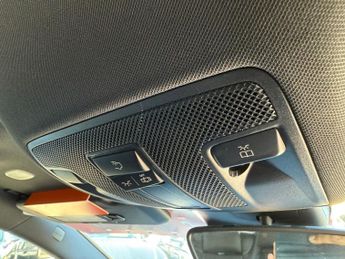 Mercedes-Benz A 200 Mercedes-Benz A Class 1.6 A200 BlueEfficiency Sport 7G-DCT Euro 