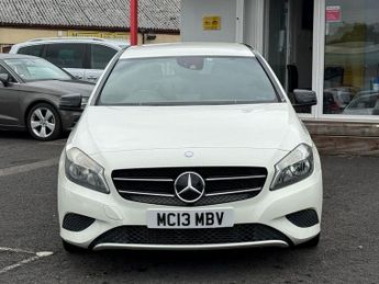 Mercedes-Benz A 200 Mercedes-Benz A Class 1.6 A200 BlueEfficiency Sport 7G-DCT Euro 