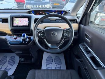 Honda Freed Honda Freed HYBRID - AUTO - G HONDA SENSING 7 seater 1.5