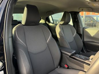 Toyota Prius Toyota Prius 2.0 Petrol Hybrid CVT SELF CHARGING 5dr