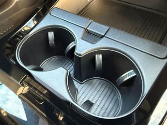 Toyota Prius Toyota Prius 2.0 Petrol Hybrid CVT SELF CHARGING 5dr