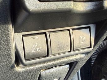 Toyota Prius Toyota Prius 2.0 Petrol Hybrid CVT SELF CHARGING 5dr