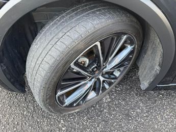 Toyota Prius Toyota Prius 2.0 Petrol Hybrid CVT SELF CHARGING 5dr