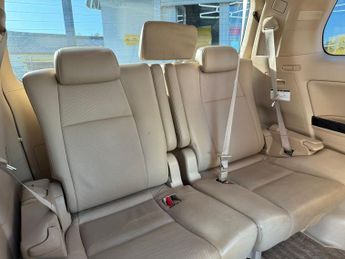 Toyota Alphard Toyota Alphard HYBRID 2.4L AUTO CRUISE 7 SEATS
