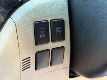 Toyota Alphard Toyota Alphard HYBRID 2.4L AUTO CRUISE 7 SEATS