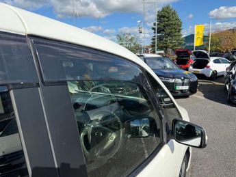 Nissan Serena Nissan Serena HIGHWAY STAR S-HYBRID 2.0 5dr 8 SEATS