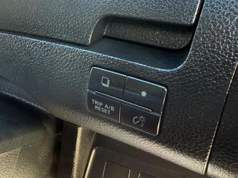 Nissan Serena Nissan Serena HIGHWAY STAR S-HYBRID 2.0 5dr 8 SEATS