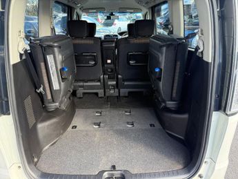 Nissan Serena Nissan Serena HIGHWAY STAR S-HYBRID 2.0 5dr 8 SEATS