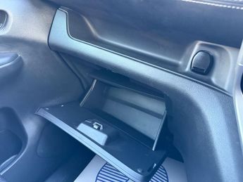 Nissan Serena Nissan Serena HYBRID HIGHWAY STAR PROPILOT EDITION