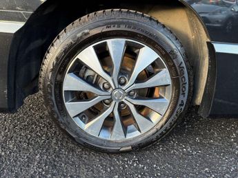 Nissan Serena Nissan Serena HYBRID HIGHWAY STAR PROPILOT EDITION