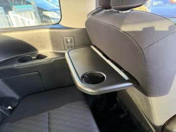 Nissan Serena  Nissan Serena Hybrid 1.2 Auto Pilot 360