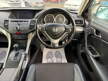 Honda Accord Honda Accord 2.4 i-VTEC EX Tourer Auto Euro 5 5dr