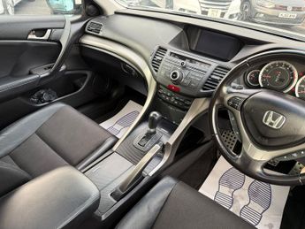 Honda Accord Honda Accord 2.4 i-VTEC EX Tourer Auto Euro 5 5dr