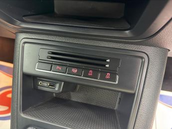 Volkswagen Tiguan 2.0 TDI BlueMotion Tech R-Line DSG 4WD Euro 6 (s/s) 5dr