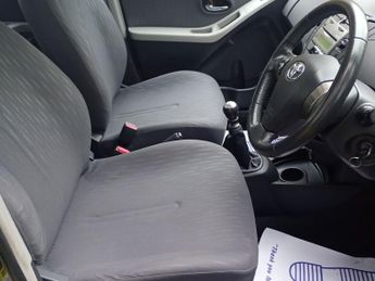 Toyota Yaris 1.33 Dual VVT-i TR Hatchback 5dr Petrol Manual Euro 4 (s/s) (101