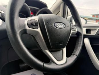 Ford Fiesta 1.4 Titanium 5dr