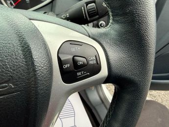 Ford Fiesta 1.4 Titanium 5dr