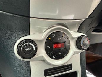 Ford Fiesta 1.4 Titanium 5dr