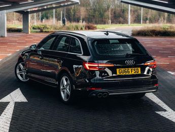 Audi A4 Avant 2.0 TDI ultra S line Estate 5dr Diesel S Tronic Euro 6 (s/s) (19