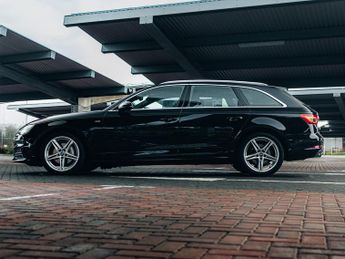 Audi A4 Avant 2.0 TDI ultra S line Estate 5dr Diesel S Tronic Euro 6 (s/s) (19