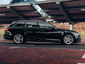 Audi A4 Avant 2.0 TDI ultra S line Estate 5dr Diesel S Tronic Euro 6 (s/s) (19