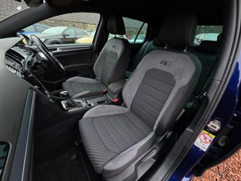 Volkswagen Golf 2.0 TDI R-Line Hatchback 5dr Diesel DSG Euro 6 (s/s) (150 ps)