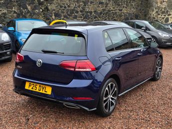 Volkswagen Golf 2.0 TDI R-Line Hatchback 5dr Diesel DSG Euro 6 (s/s) (150 ps)