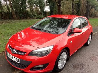 Vauxhall Astra 1.6 16v Energy Hatchback 5dr Petrol Manual Euro 5 (115 ps)
