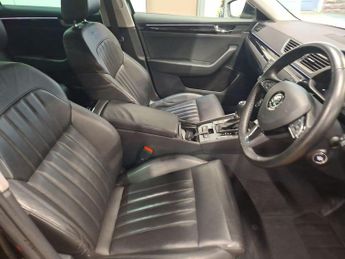 Skoda Superb 2.0 TDI Laurin & Klement DSG Auto 6Spd 4WD Euro 6 (s/s) 5dr