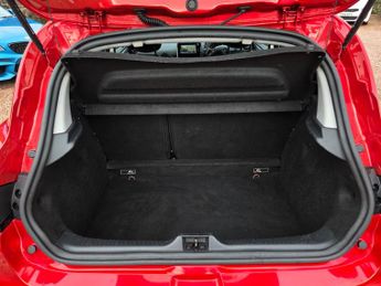 Renault Clio 1.5 dCi Dynamique S MediaNav Hatchback 5dr Diesel Manual Euro 5 