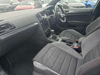 Volkswagen Golf 1.5 TSI EVO 150 R-Line 5dr DSG