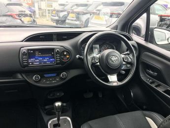 Toyota Yaris 1.5 Hybrid GR-Sport 5dr CVT