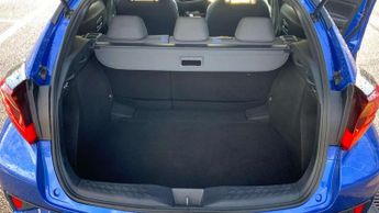 Toyota C-HR 1.8 Hybrid Dynamic 5dr CVT