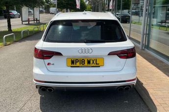 Audi A4 S4 Quattro 5dr Tip Tronic