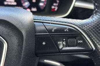 Audi Q3 45 TFSI Quattro S Line 5dr S Tronic