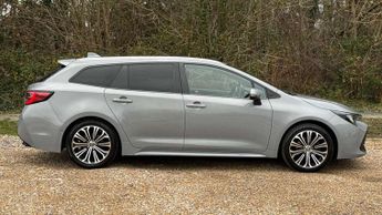 Toyota Corolla 2.0 VVT-i Hybrid Design 5dr CVT