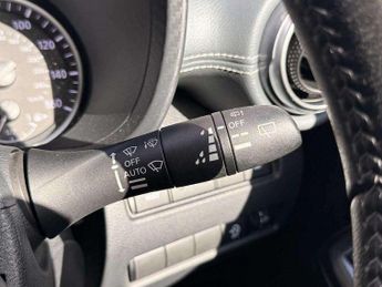 Nissan Juke 1.0 DiG-T N-Connecta 5dr DCT
