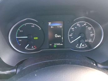 Toyota Yaris 1.5 Hybrid Y20 5dr CVT [Bi-tone]