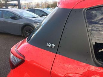 Toyota Yaris 1.5 Hybrid Y20 5dr CVT [Bi-tone]