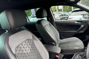 Volkswagen Tiguan 2.0 TDI 4Motion R-Line 5dr DSG