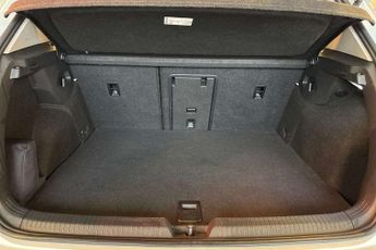 Volkswagen Golf 1.4 TSI eHybrid Style 5dr DSG