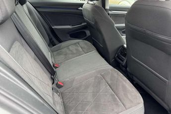 Volkswagen Golf 1.4 TSI eHybrid Style 5dr DSG