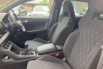 Skoda Karoq 1.5 TSI Sport Line 5dr