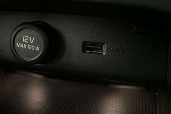 Volvo XC40 2.0 T4 Inscription Pro 5dr AWD Geartronic